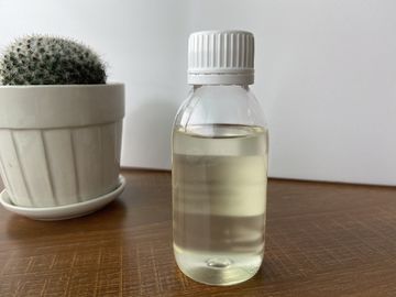 Van de het Siliconewaterontharder van de sweatersstof de Lichtgeele Transparante Kleverige Vloeistof